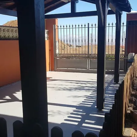 La Casa De Tara * Teror